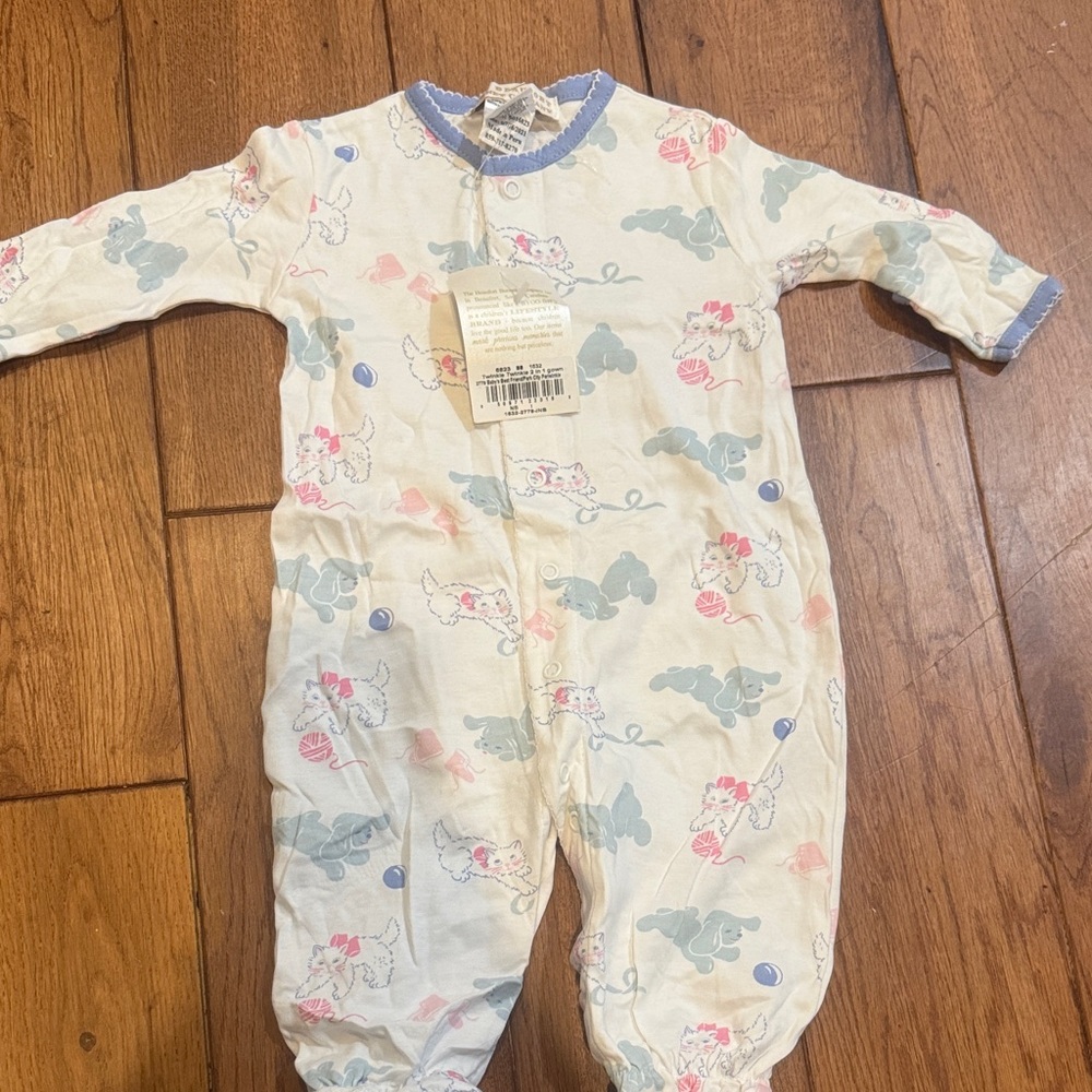 The Beaufort Bonnet Company Cream and Blue Kids Footie